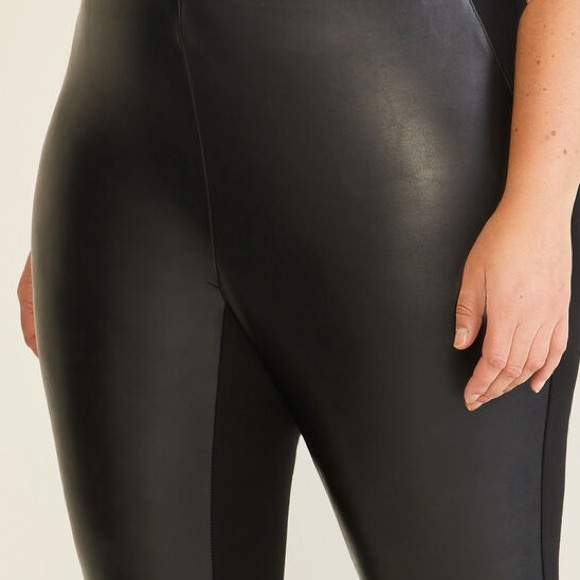 Faux Leather Front Leggings with Knee Cutouts - Picture 2 of 6